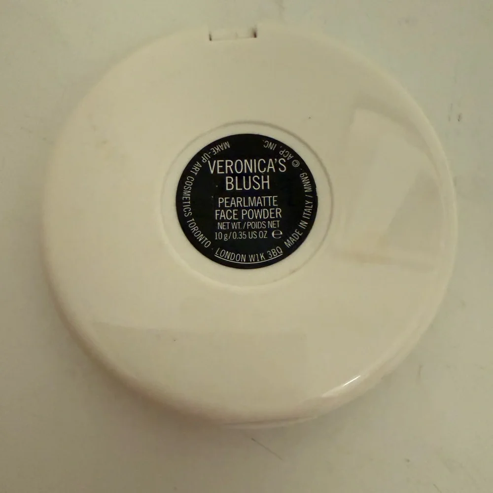 MAC Cosmetics Archie's Girls Veronica’s Blush Pearlmatte Face Powder New RARE